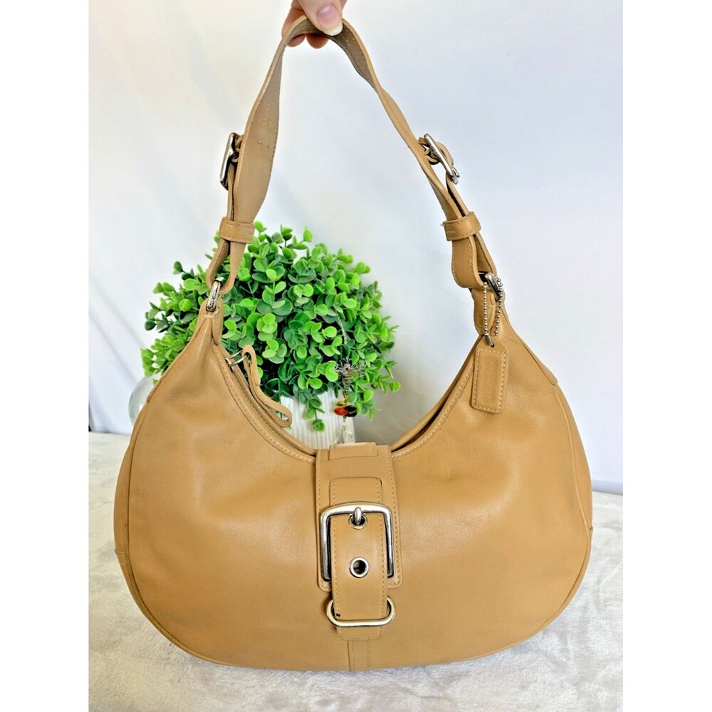 Coach Vintage Hamptons Leather Buckle Hobo Shoulder Bag 7548 Camel Tan